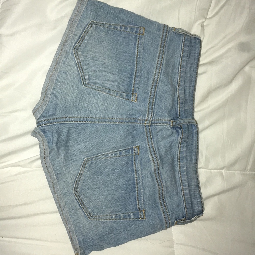 Bullhead Super High Rise Shorts - Picture 3 of 5